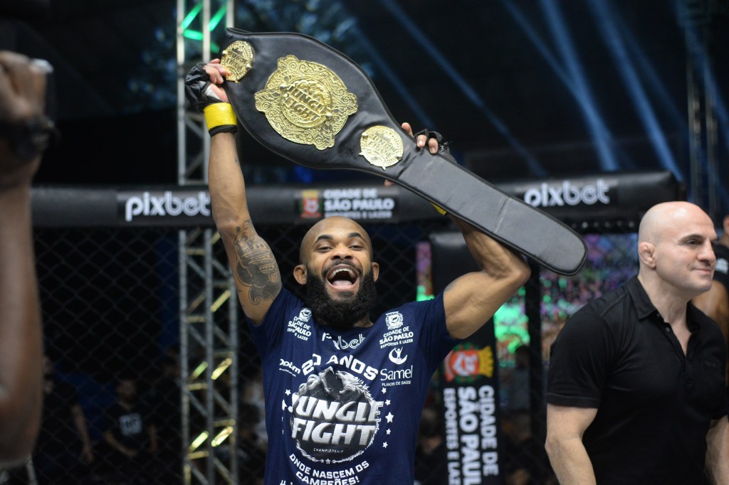 JUNGLE FIGHT 122: NOCAUTES IMPIEDOSOS CONSAGRAM WAGNER REIS E TIAGO&nbsp;PEREIRA